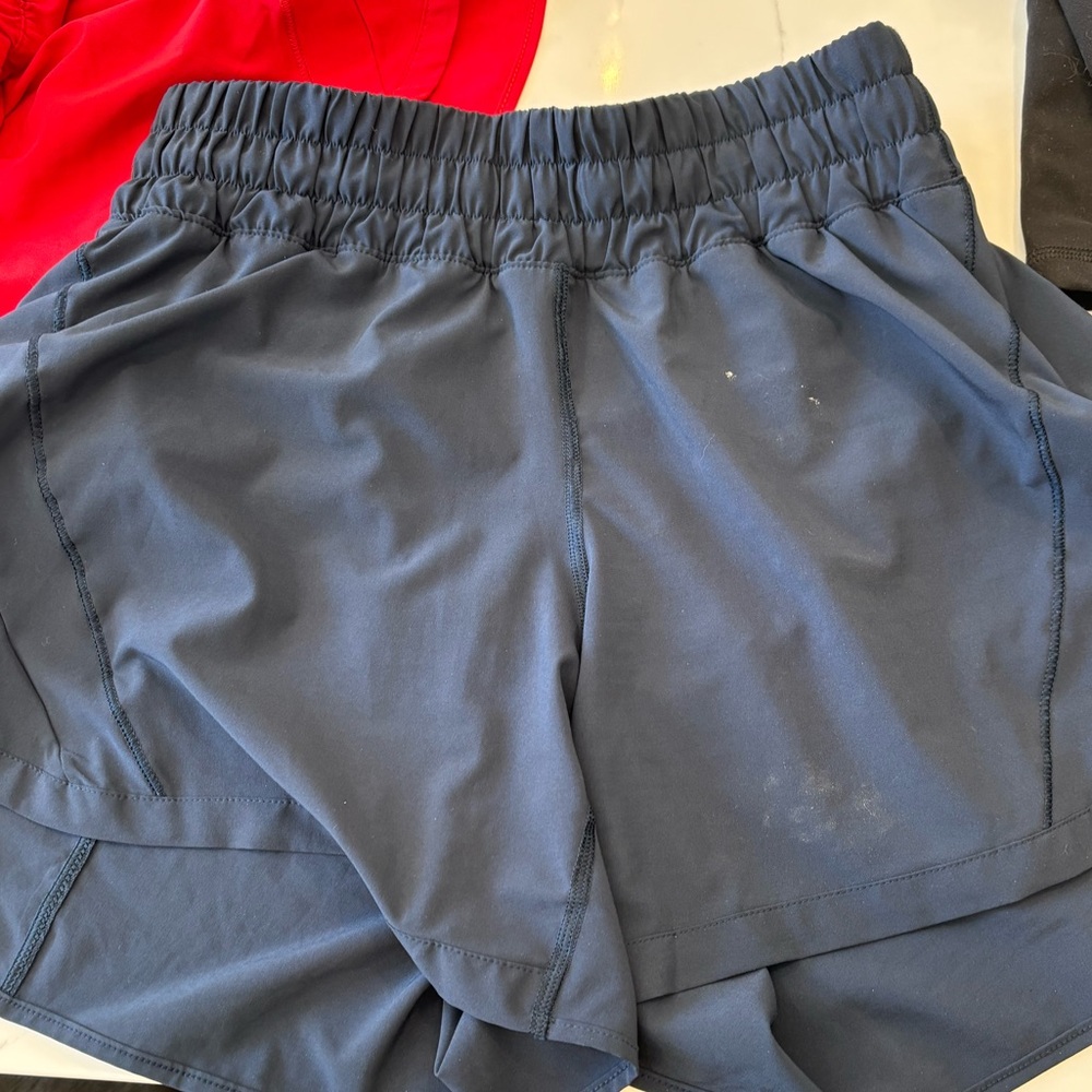 Lulu lemon track that 5 inch mid rise lined short